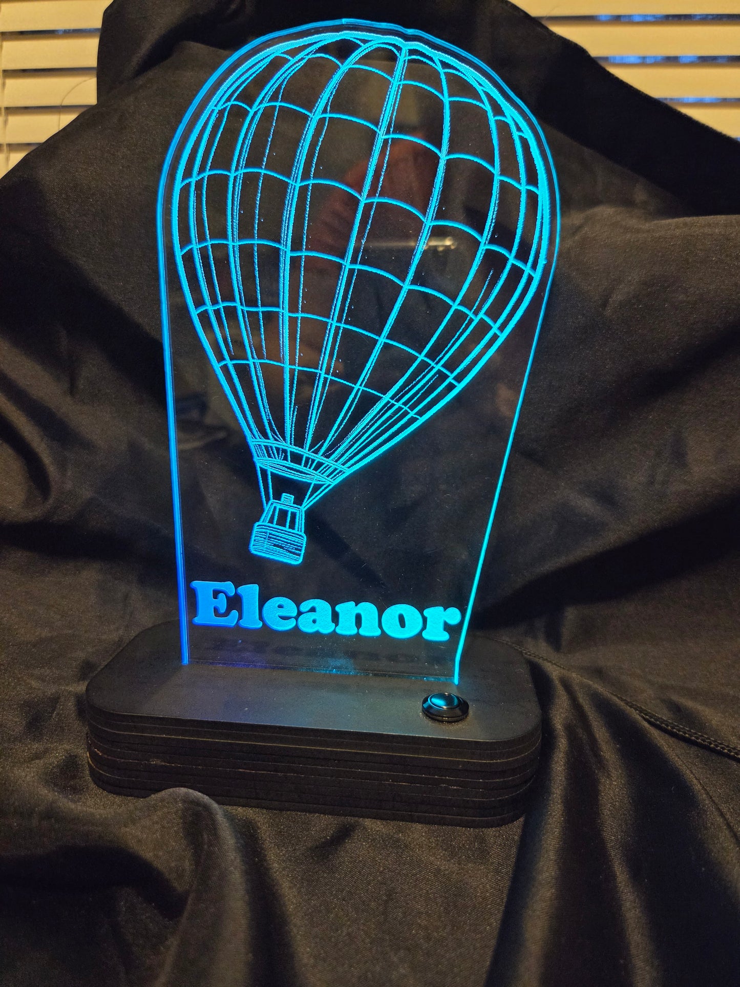 Customized Light-up Hot Air Balloon Acrylic LED Sign