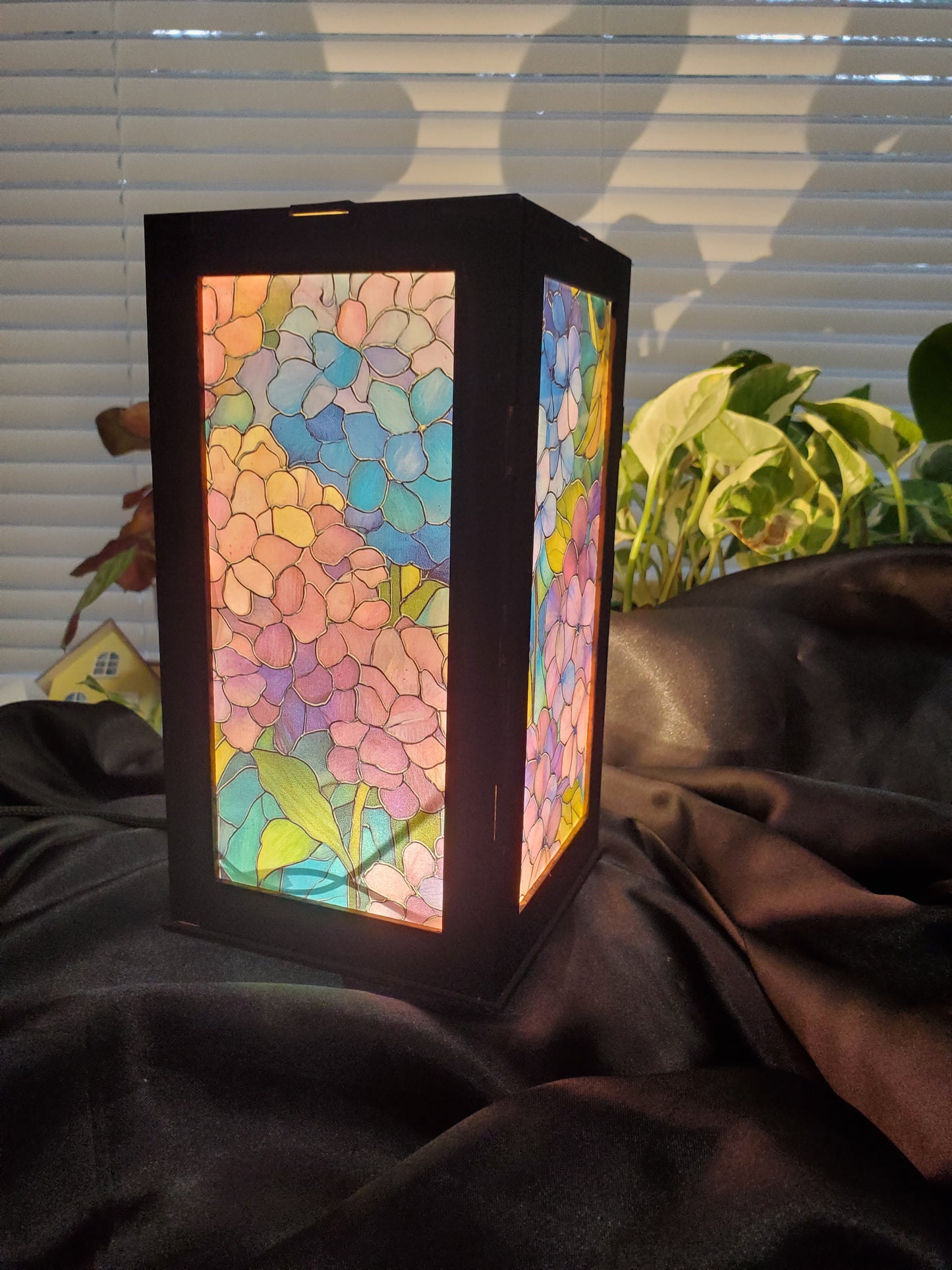 LED Lit Hydrangea Art Lantern