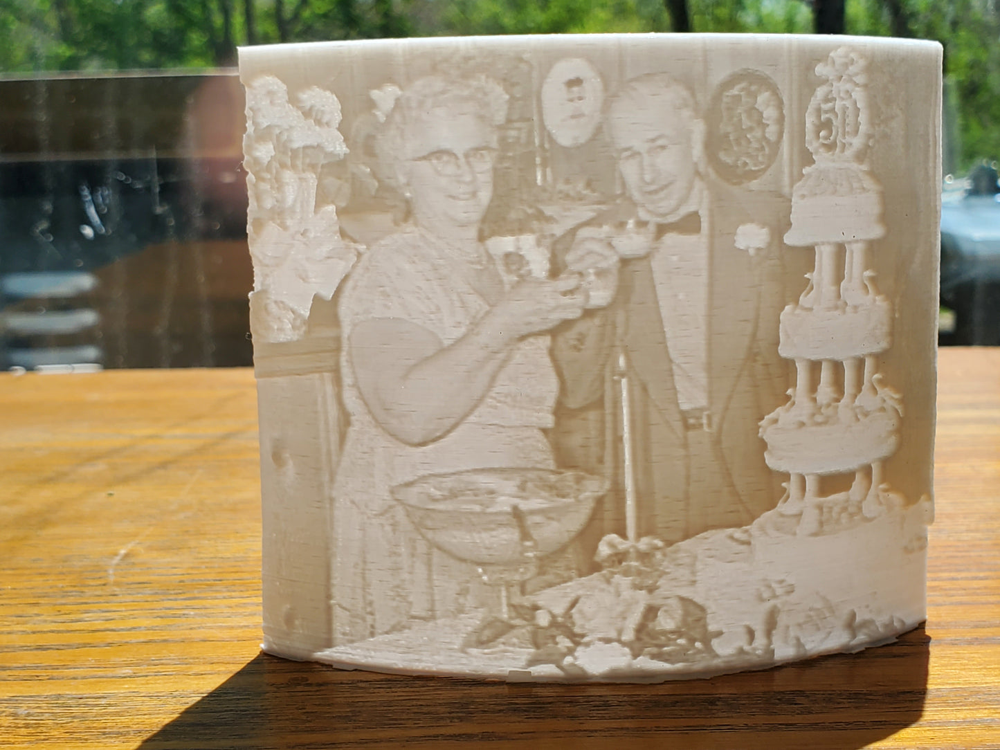 Custom Curved Lithophane